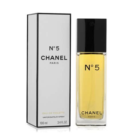 Chanel No.5 L'Eau Eau De Toilette Spray 3.4 oz .